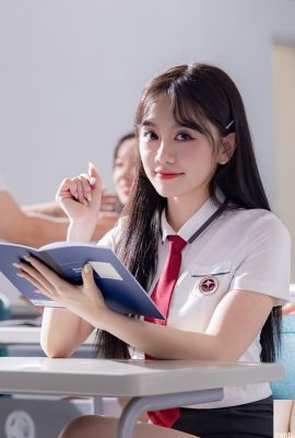 “Ruotong”un tatlı gözlü görünümü baştan çıkarıcı vücudunu gizliyor (10P)