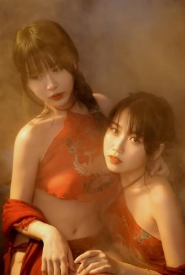 Tina çok kötü – Antik Stil Çift (& Donuk Kedi Değil) (16P)