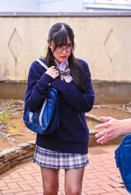 Hibiki Amemiya: Sade gözlüklü güzel, iri göğüslü bayan, küçük kardeşi Hibiki Amamiya için sapkın ve müstehcen bir kadın (21P)