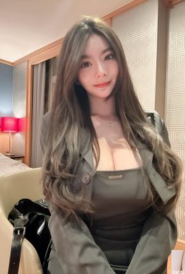 “Chu Qingyi” süper seksi kıvrımlı bir vücuda ve kötü bir figüre sahip (10P)