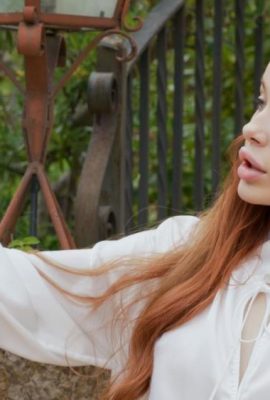 (WowGirls) 17 Ağu 2025 – Megan Murkovski – Uyandırıcı Selfieler (61P)